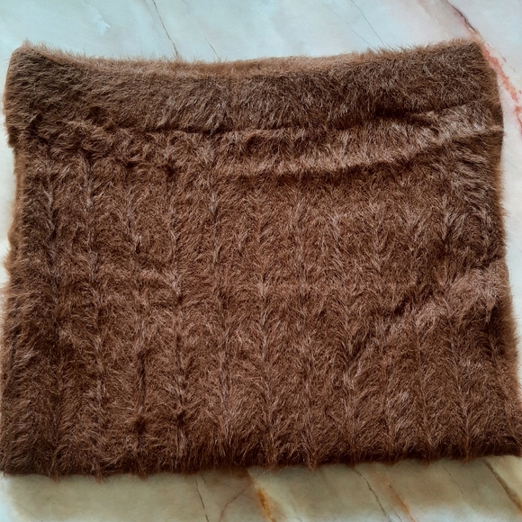 🆕️ Hazelnut Fuzzy Sweater Skirt - Picture 4 of 5